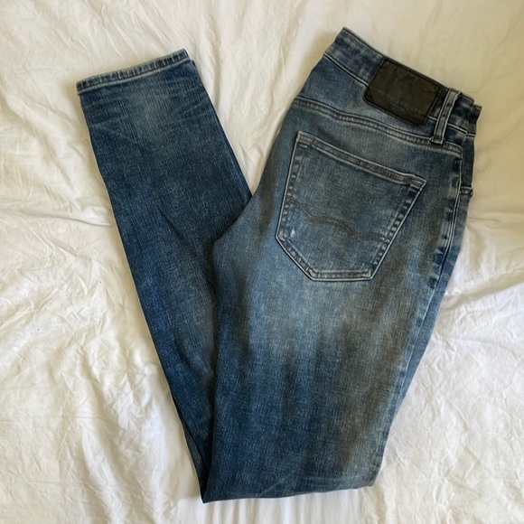 American Eagle Outfitters Other - American Eagle Destroyed Slim Taper Jeans Size 29/34